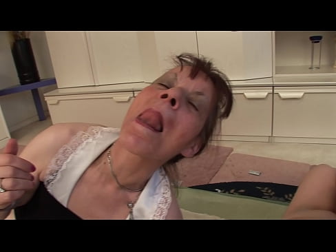 ❤️ Kaks vanaema ja üks vanaisa teevad kolmekesi ☑ Pornovideo at us ❤