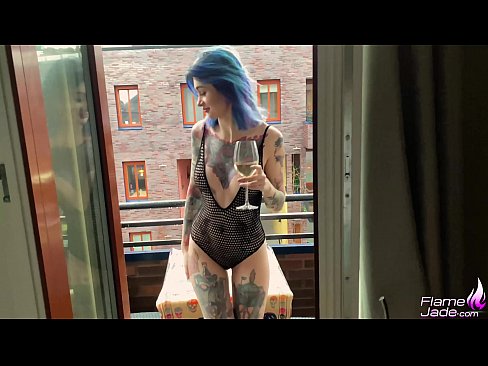 ❤️ Hiiglaslik tüdruk imeb neeluga ja keppib kirglikult vaba taeva all ☑ Pornovideo at us ❤